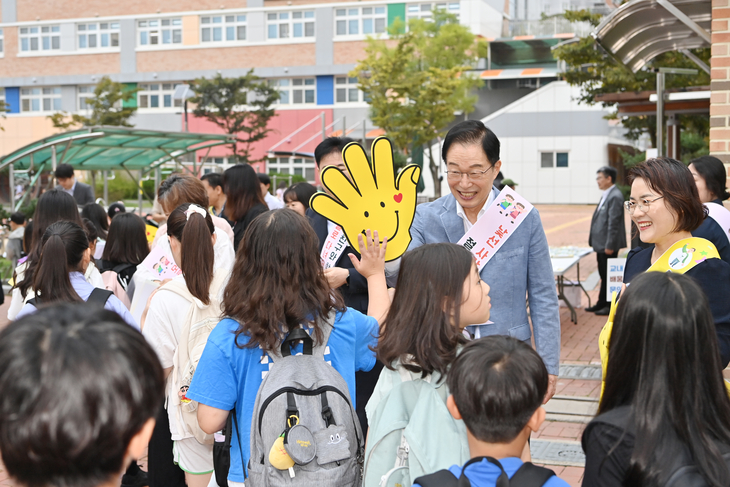 임종식 “태권도로 이주배경 학생 학교 적응 돕겠다
