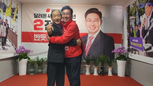 전진선 국민의힘 양평군수 후보-박장수 전 양평군의회 의원(왼쪽)