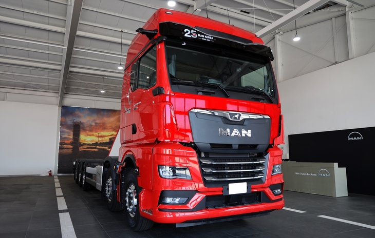 만트럭코리아 '뉴 MAN TGX 540 10x4 GX캡'