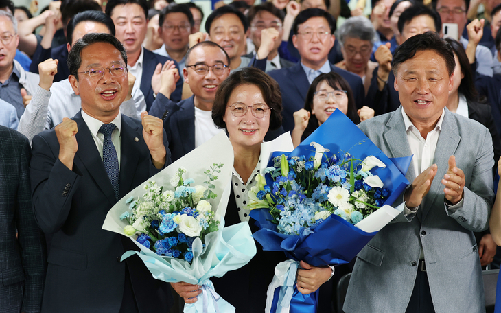제9회 전국동시지방선거에서 경기도지사로 선출된 추미애 당선인
