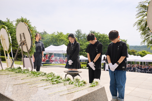 양주시 청소년들 6일 현충일 맞아 순국선열-호국영령 추모