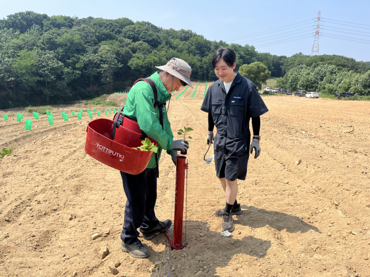 산림탄소상쇄 공동산림사업 기념 식재