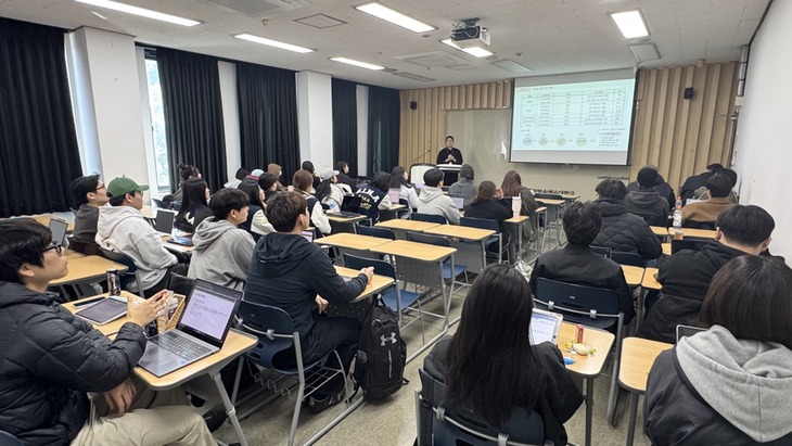 안성시는 지역 대학생과 공예산업을 연결하는 '대학협력 창작인재 순환사업'을 추진한다. 제공=안성시