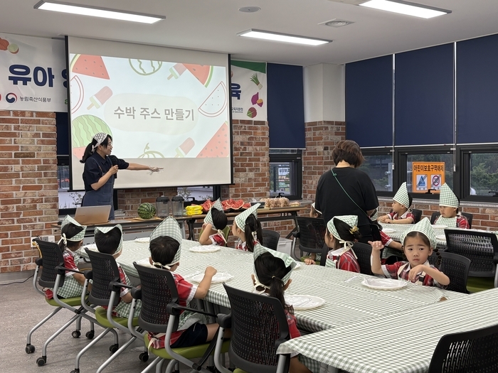 익산푸드통합지원센터·원광대 산학협력단, '파릇파릇' 장보기 체험으로 로컬푸드 가치 알린다