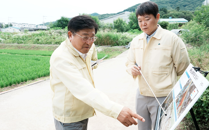 박관열 광주시장 당선인이 주요 현안 사업 현장 점검을 하고 있다. 제공=광주시