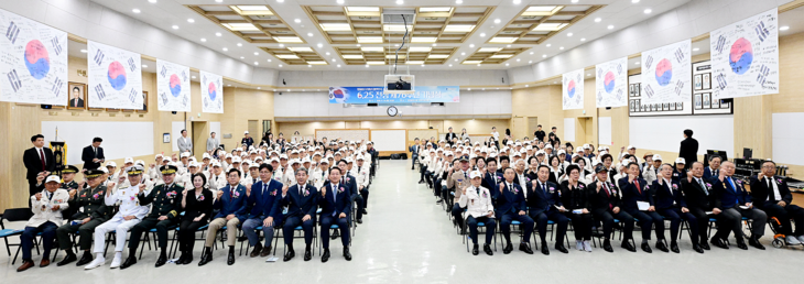 인천시는 25일 시청 대회의실에서 6.25전쟁 제76주년 기념식을 개최했다. 제공=인천시