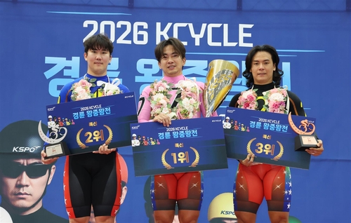 2026년 KCYCLE 왕중왕전 특선급 입상 선수- 왼쪽부터 2위 이재림, 1위 정종진, 3위 공태민