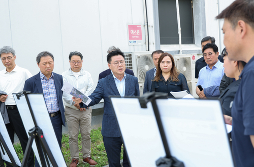 한대희 군포시장 당선인 29일 당정동 공업지역 방문
