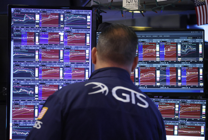 STOCK MARKET WALL STREET