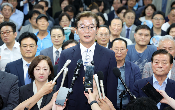 전재수, 부산시장 당선 확실