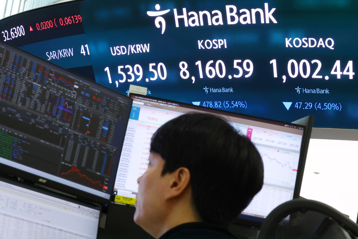 “블랙먼데이 무섭다”…AI株 투매, ‘간달프’도 재등장 
