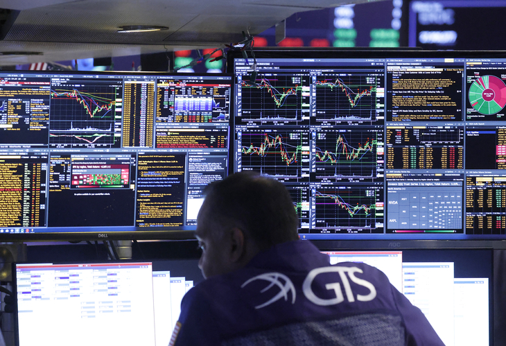 STOCK MARKET WALL STREET