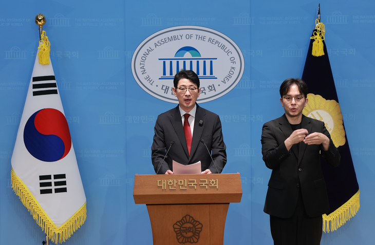 선관위 수의계약 비율 비판하는 국민의힘 주진우 의원