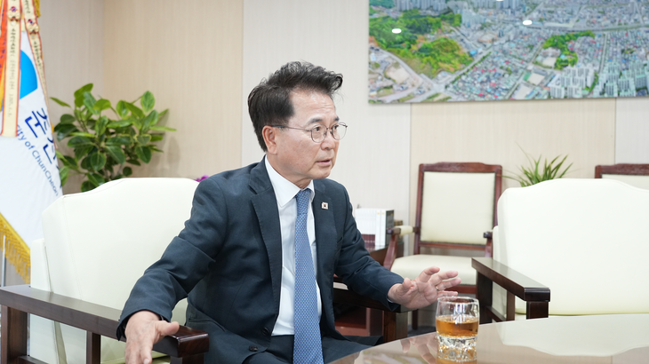 육동한 춘천시장