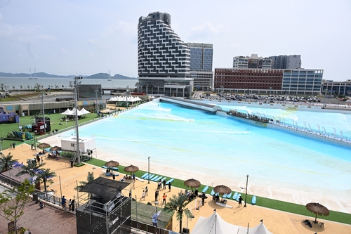 2026 WSL 시흥코리아 오픈 국제서핑대회 3일 거북섬 웨이브파크에서 개최