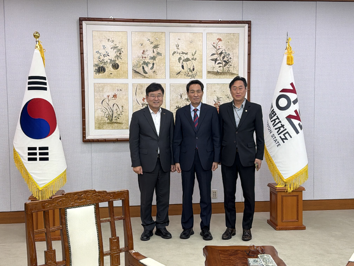 장신상 군수, 우상호 도지사 면담