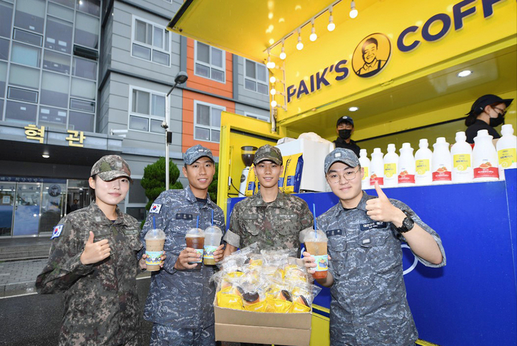 더본코리아 빽다방, 인천 해군기지 장병 1400명에 커피트럭 지원