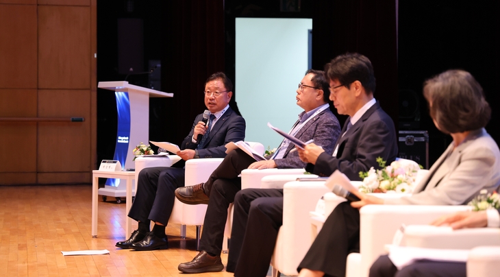 서울 삼성동 코엑스에서 열린 '2026 대한민국 공공컨퍼런스(AXIS 2026)' 패널토론