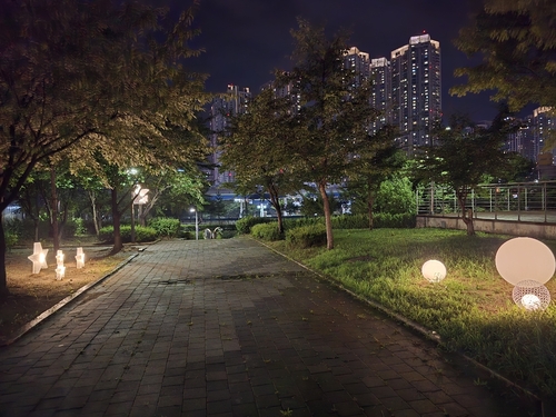 구리시 '갈매 연결녹지 1호' 야간경관 단장