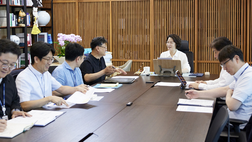 추미애 경기도지사는 20일 경기미래투자공사 TF 전략회의를 열고 정책금융기관 설립 추진 상황을 점검했다. 제공=결디도