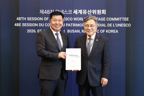 정덕영 양주시장-국가유산청장(오른쪽) 19일 대담
