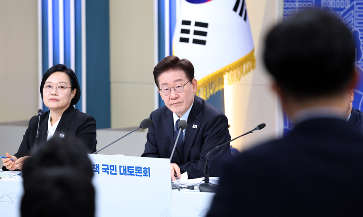 李 근저당 해명 없는 부동산 대토론회에 野 “답정너 여론몰이 쇼”