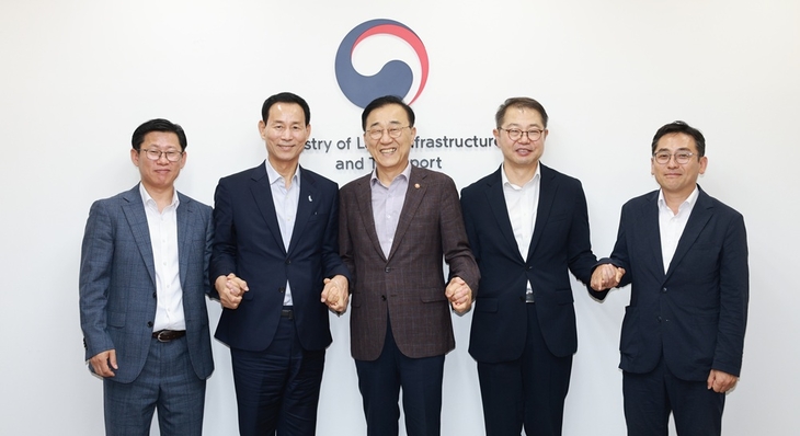 최정호 시장, 김윤덕 장관에 국가철도망 계획 등 반영 요청