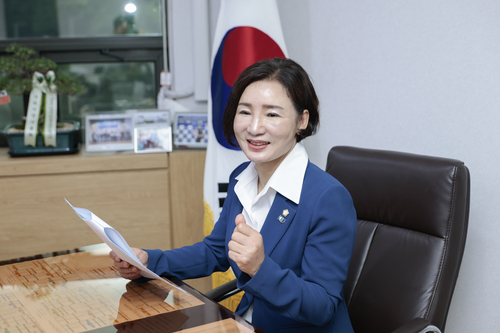 양경애 제10대 구리시의회의 전반기 의장