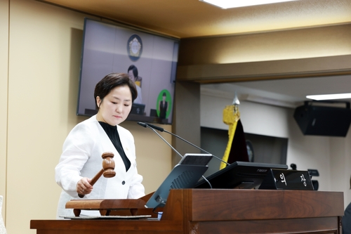 지민희 양평군의회 의장 23일 제317회 임시회 개회 선포