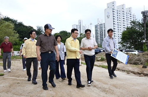 김원기 의정부시장 28일 민락동 부용터널 상부 파크골프장 조성사업 추진 상황 점검