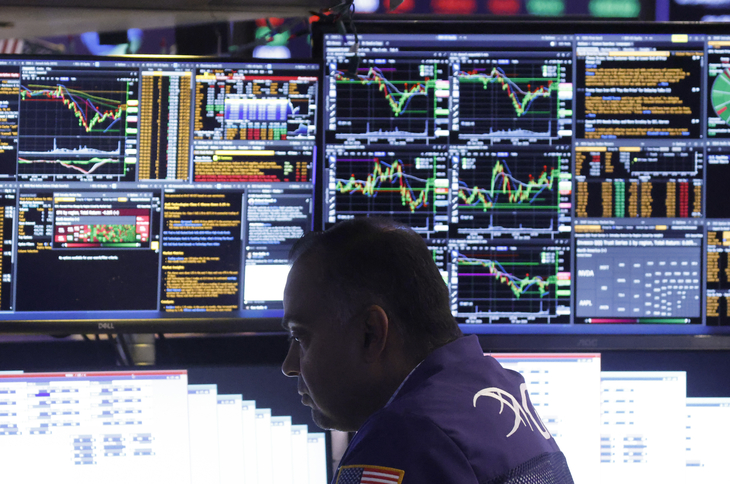 STOCK MARKET WALL STREET