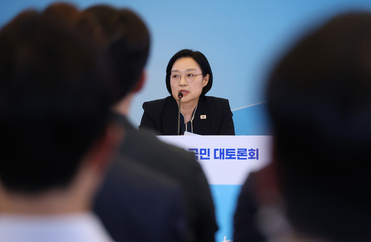 발언하는 한성숙 국무총리