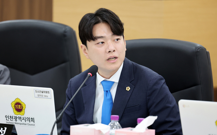 김우성 인천시의회 의원이 도시건설위원회 회의에서 발언하고 있다. 제공=인천시의회