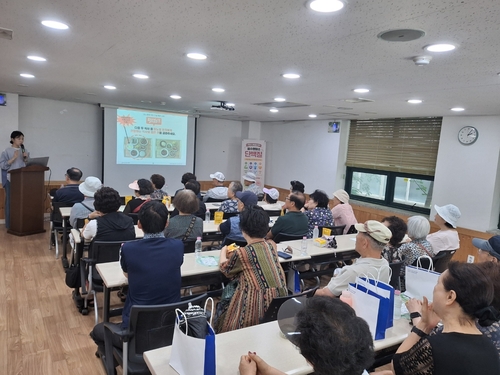 안양시보건소 AI-IoT 기반 노인건강관리사업 추진 현장