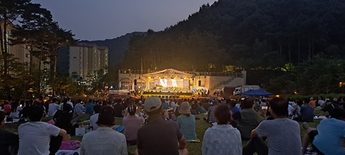 연천군 여름 콘서트 '별이 빛나는 밤에' 개최 현장