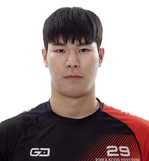 박건수 경륜선수(29기, S2, 김포)
