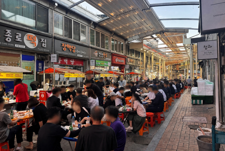 영주365시장, 먹거리와 공연 어우러진 '선비풍류 야시장' 개장