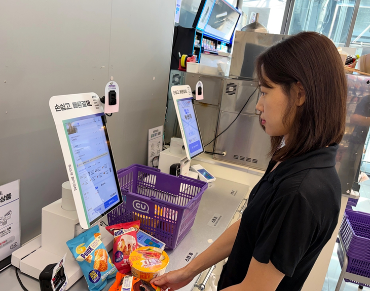 BGF리테일이 신세계아이앤씨와 함께 'AI 비전 기반 셀프 POS 결제 관리 솔루션'을 도입한다.