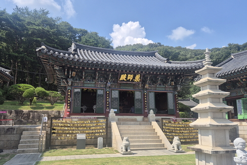 한북누리길 인근에 위치한 신라시대 고찰 흥국사