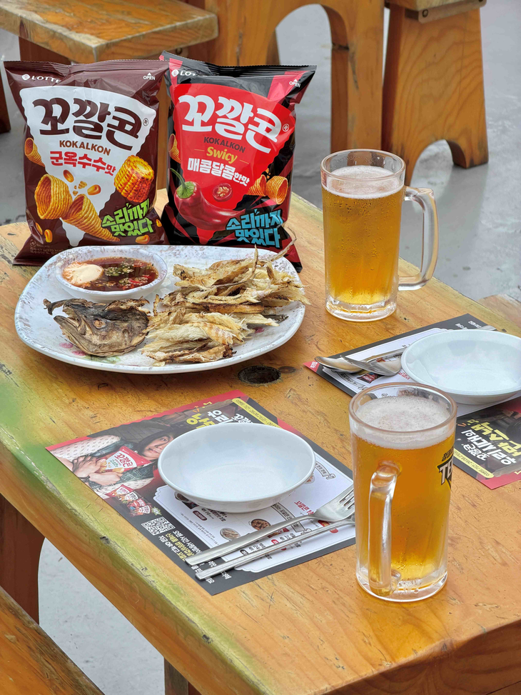 롯데웰푸드가 서울 을지로 만선호프에서 '꼬깔콘X만선호프' 컬래버레이션을 오는 9월13일까지 진행한다.