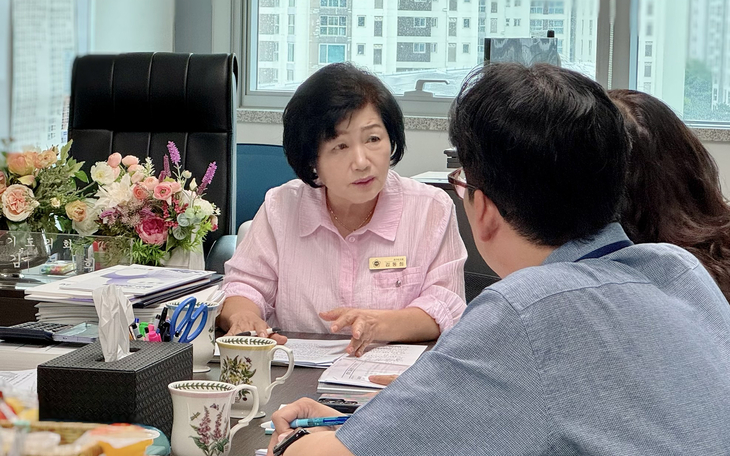 김동희 경기도의원이 26일 경기도교육청 학교교육국 관계자들과 간담회를 열고 부천지역 고등학교 원거리 배정 문제와 2027학년도 배정방식 변경 영향