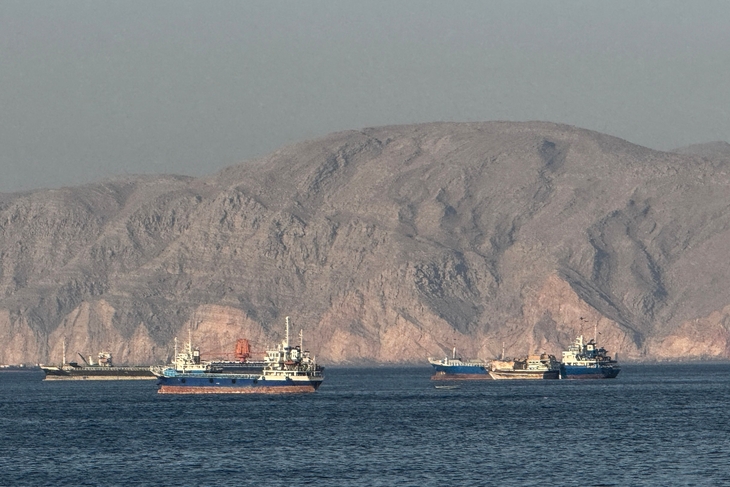 FILES-OMAN-IRAN-US-ISRAEL-WAR-BANGLADESH-SHIPPING