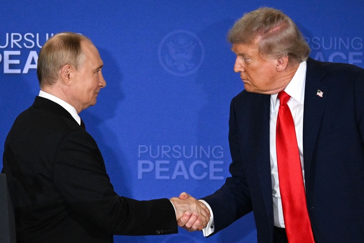 FILES-US-UKRAINE-RUSSIA-CONFLICT-SUMMIT-TRUMP-PUTIN