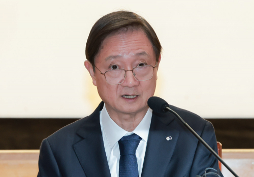 은행장 ‘교체 카드’ 뜨나...이찬진 “승계 절차 미흡하다”