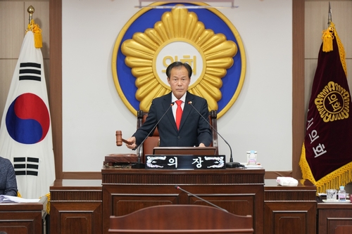 서과석 포천시의회 의장 제195회 임시회 폐회 선포