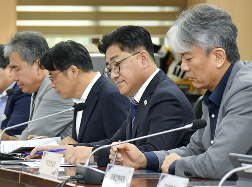 이기형 김포시장 8월31일 취임 후 첫 대면 확대간부회의 주재