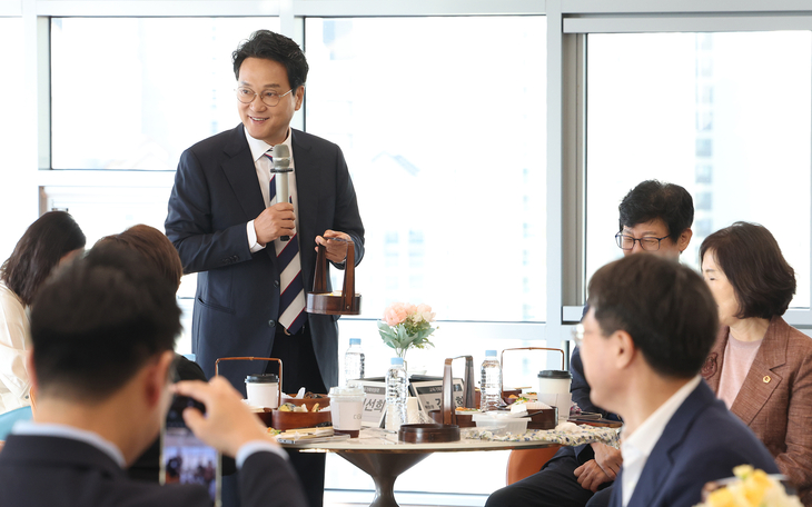 안민석 경기도교육감이 3일 경기도의회 교육기획위원회와의 조찬 간담회에서 발언하고 있다. 제공=경기도교육청