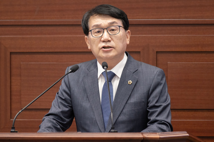 정윤태 경북도의원 “울릉 뱃길 지켜야