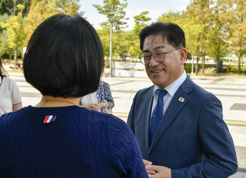 이기형 김포시장 5일 김포아트빌리지에서 '시장이ON다!' 이동시장실 2회차 운영