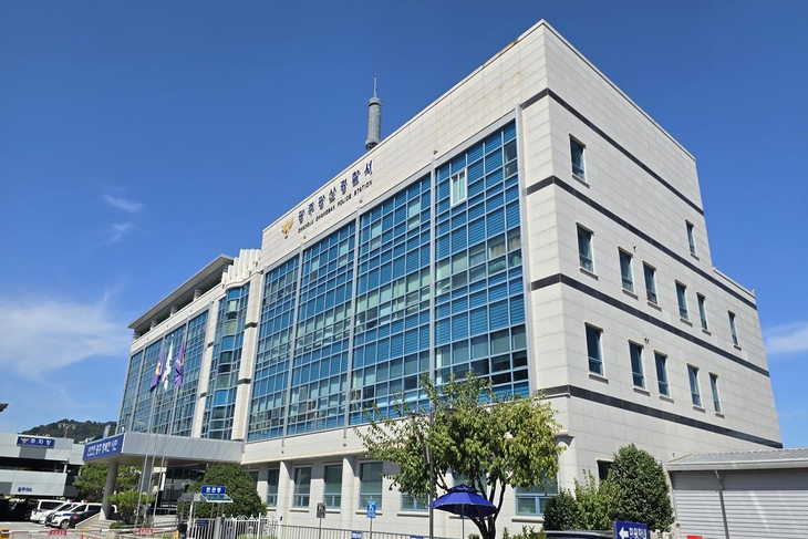 광산경찰 이번엔 과잉진압 의혹…접촉사고 운전자에 경찰 8명·뒷수갑